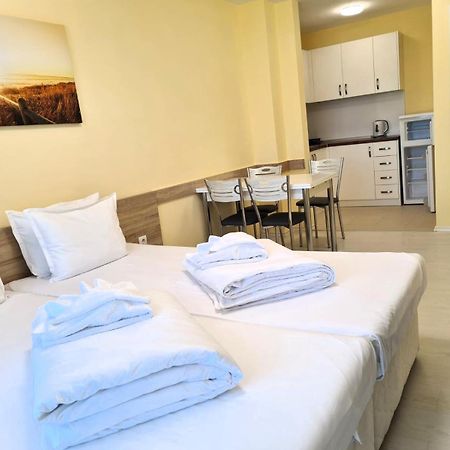 Apart-Hotel Stamopolu Lux С Изглед Към Морето Primorsko Exterior foto