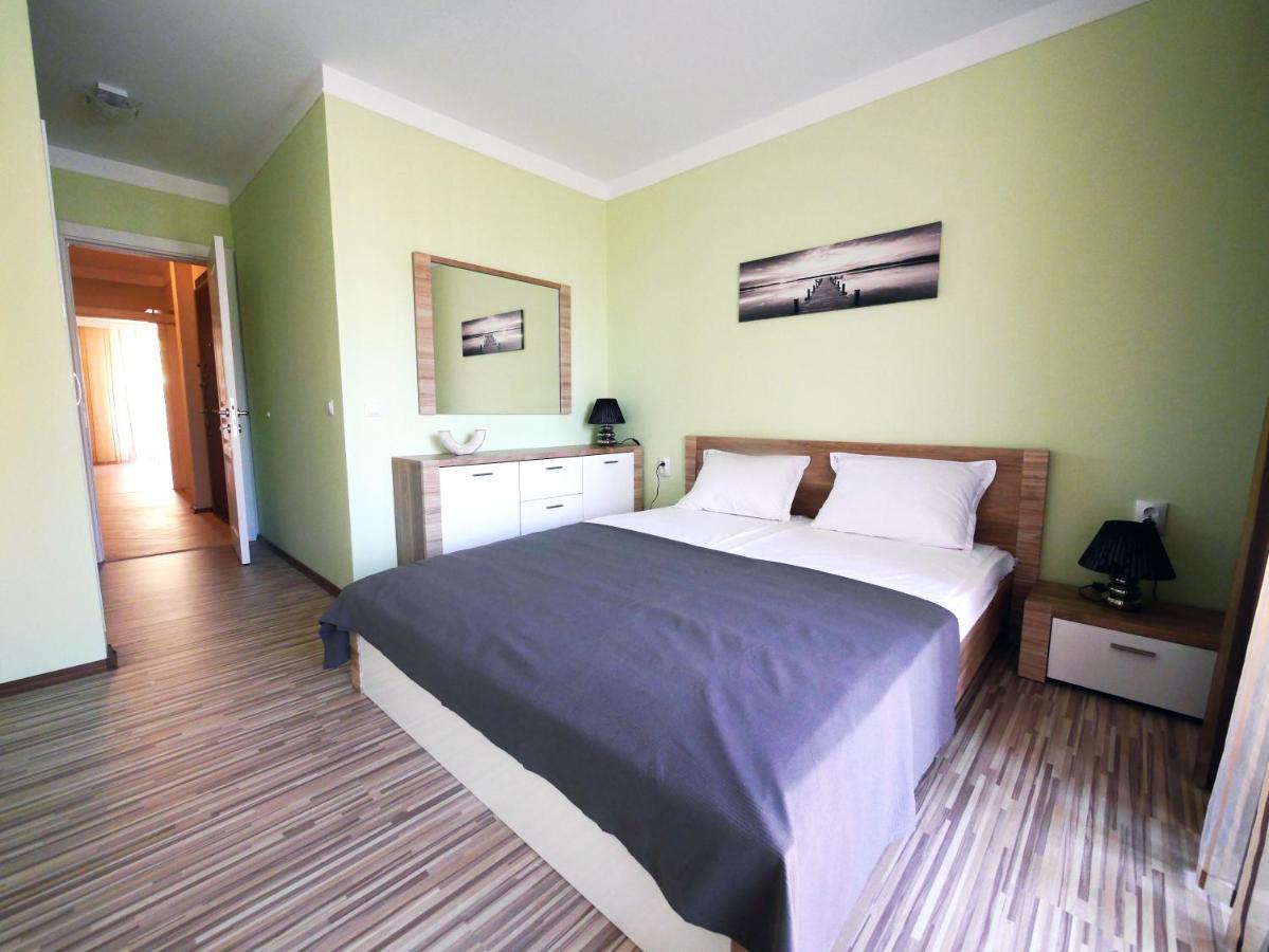 Apart-Hotel Stamopolu Lux С Изглед Към Морето Primorsko Exterior foto